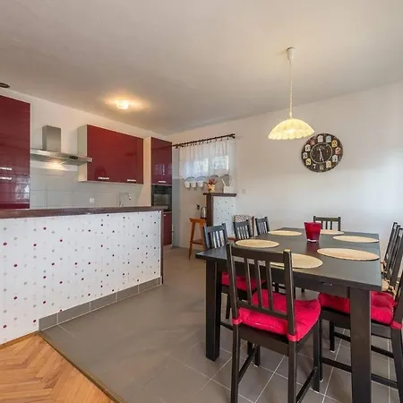 Family-friendly With Swimming Pool Stara Vas, Pag - 21031 Lejlighed