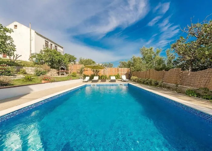 Apartmán Family-friendly With Swimming Pool Stara Vas, Pag - 21031 Stara Vas